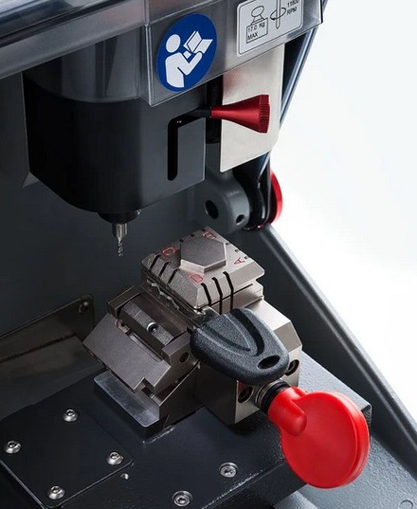 ILCO Futura Auto Key Cutting Machine for Automotive Keys (Laser and Edge - Cut) - CarandTruckRemotes